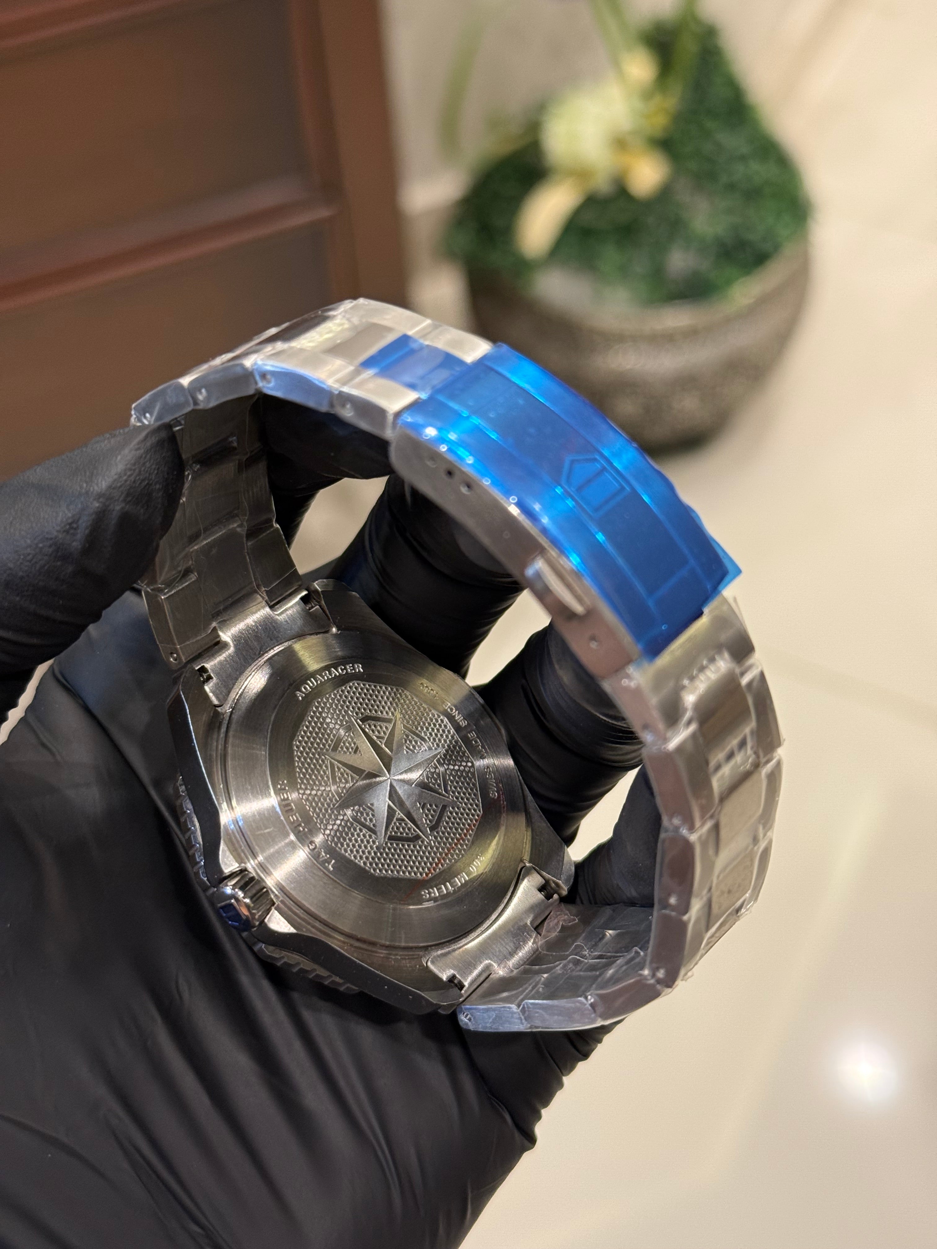 TAG Heuer Aquaracer Professional