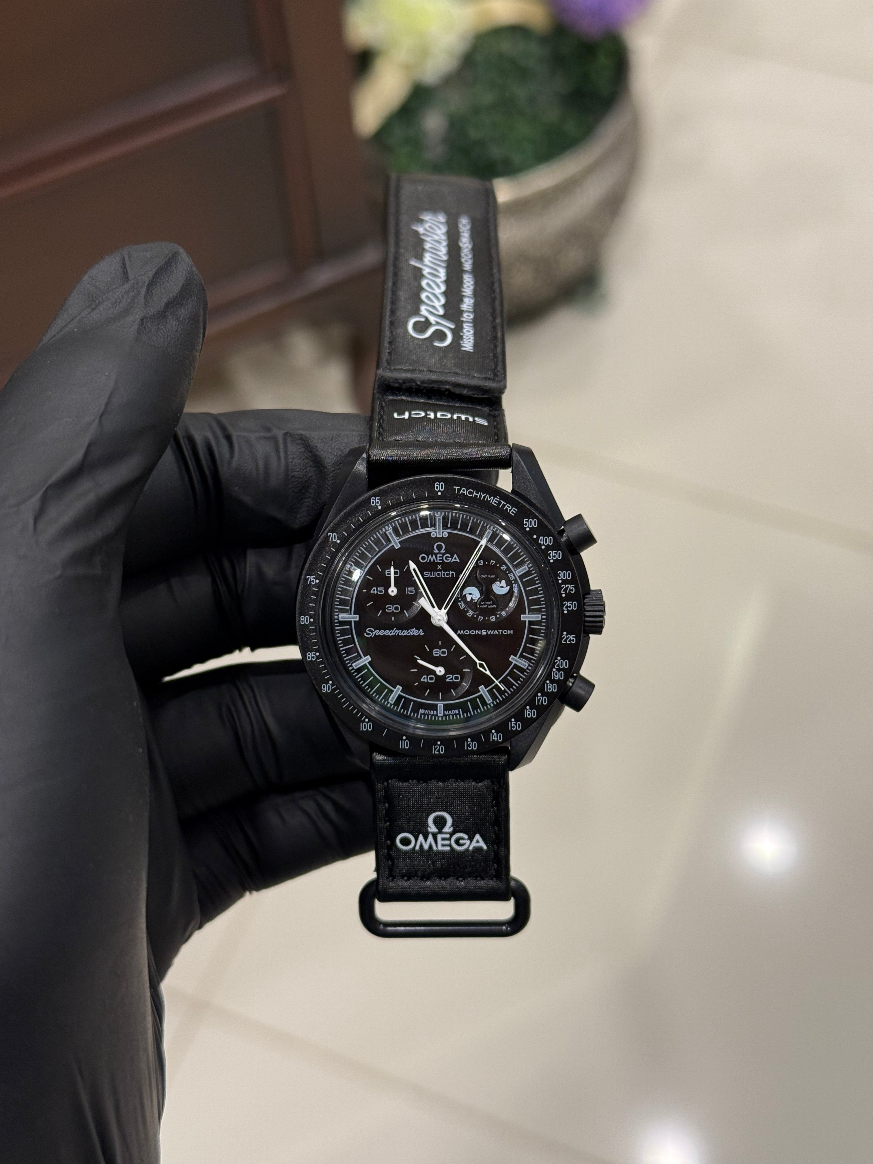 Omega X Swatch (Moonphase Snoopy Edition)