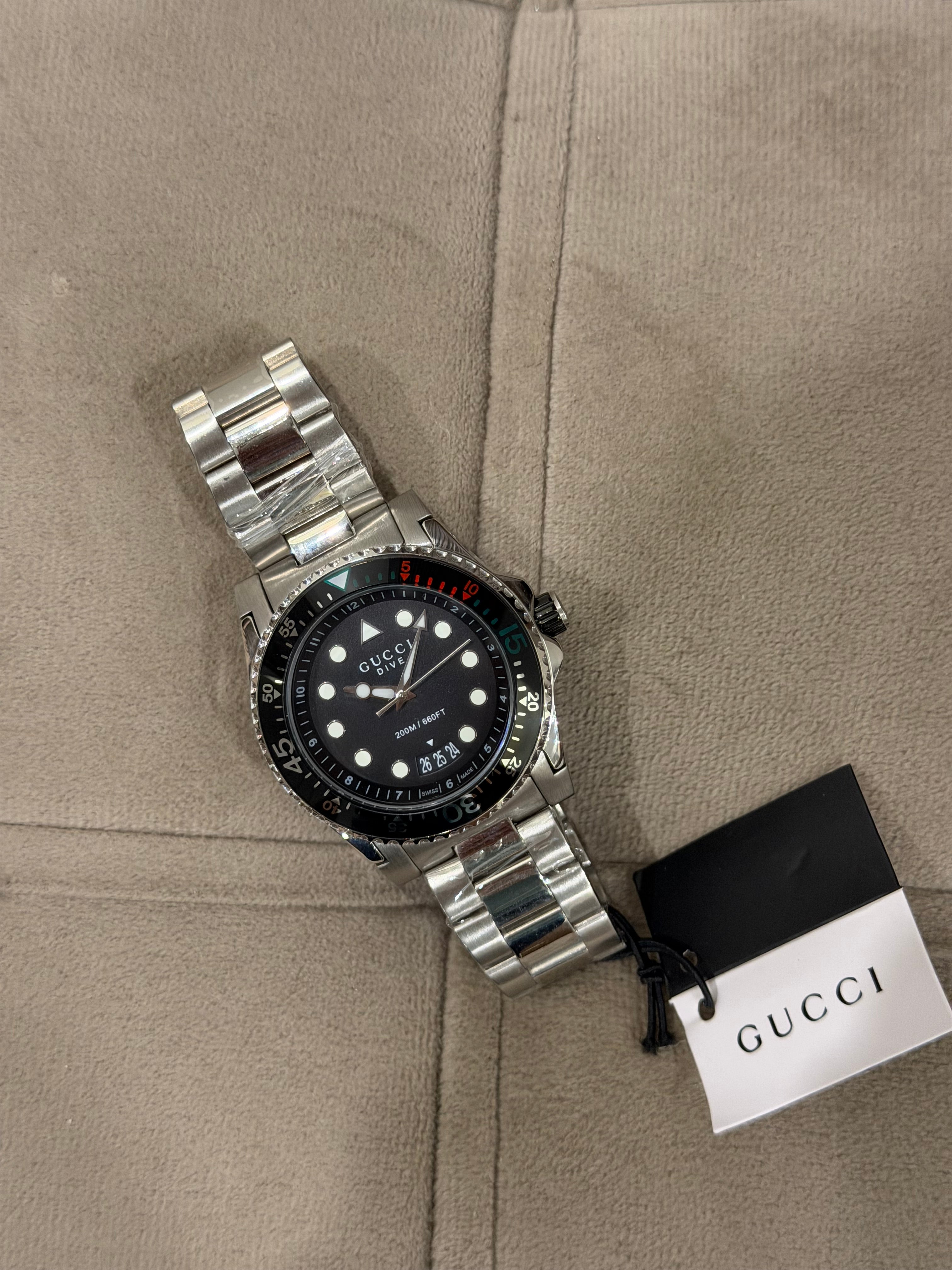 Gucci Dive