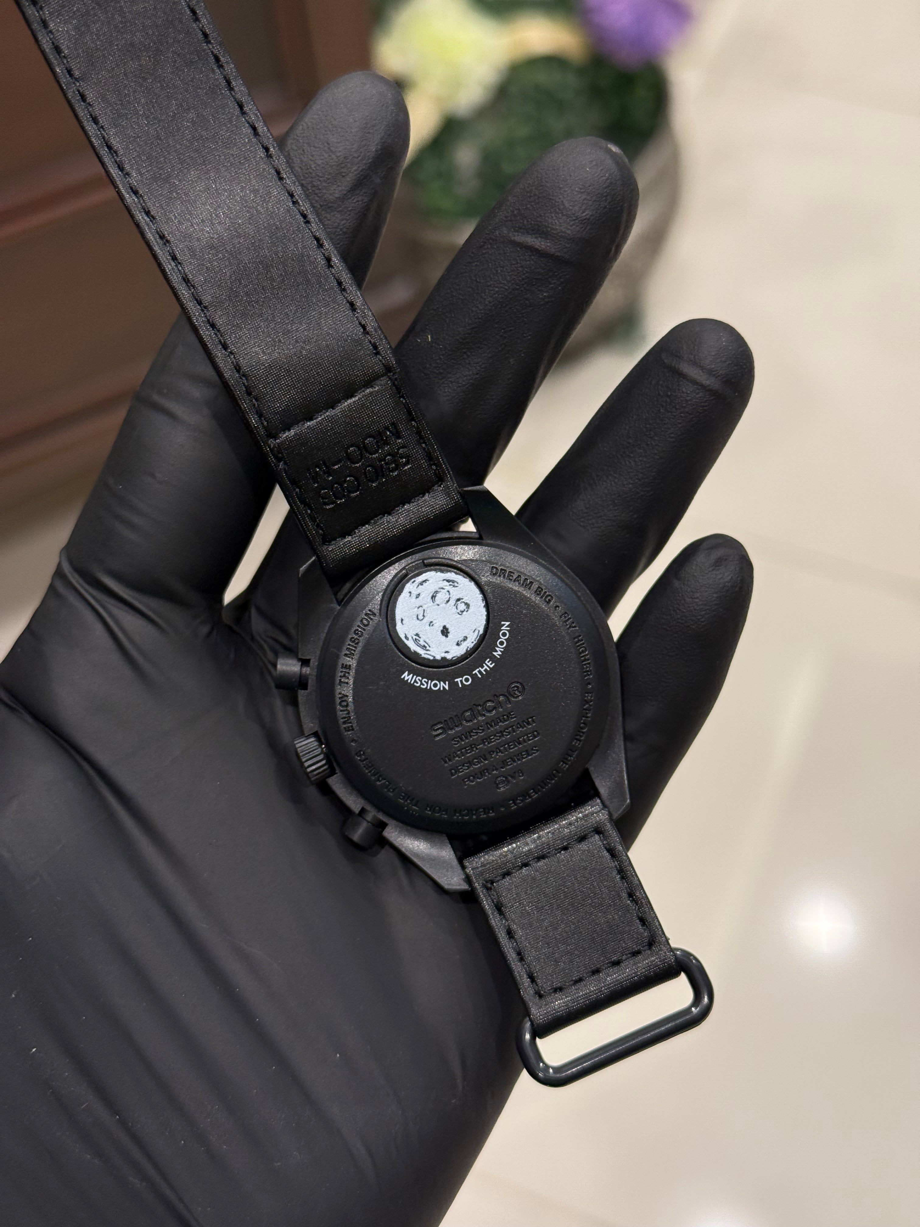 Omega X Swatch (Moonphase Snoopy Edition)