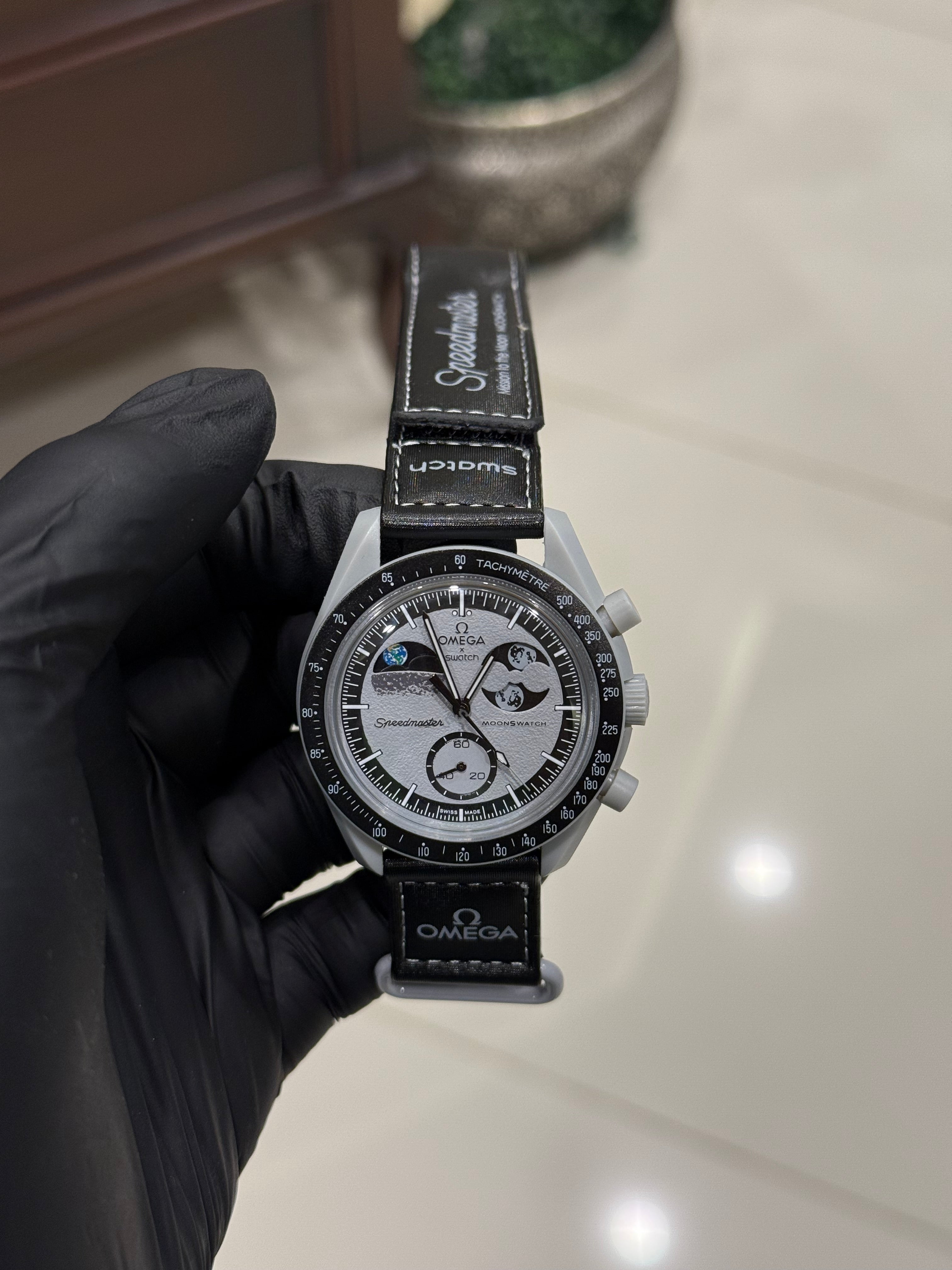 Omega X Swatch (Earthphase edition)