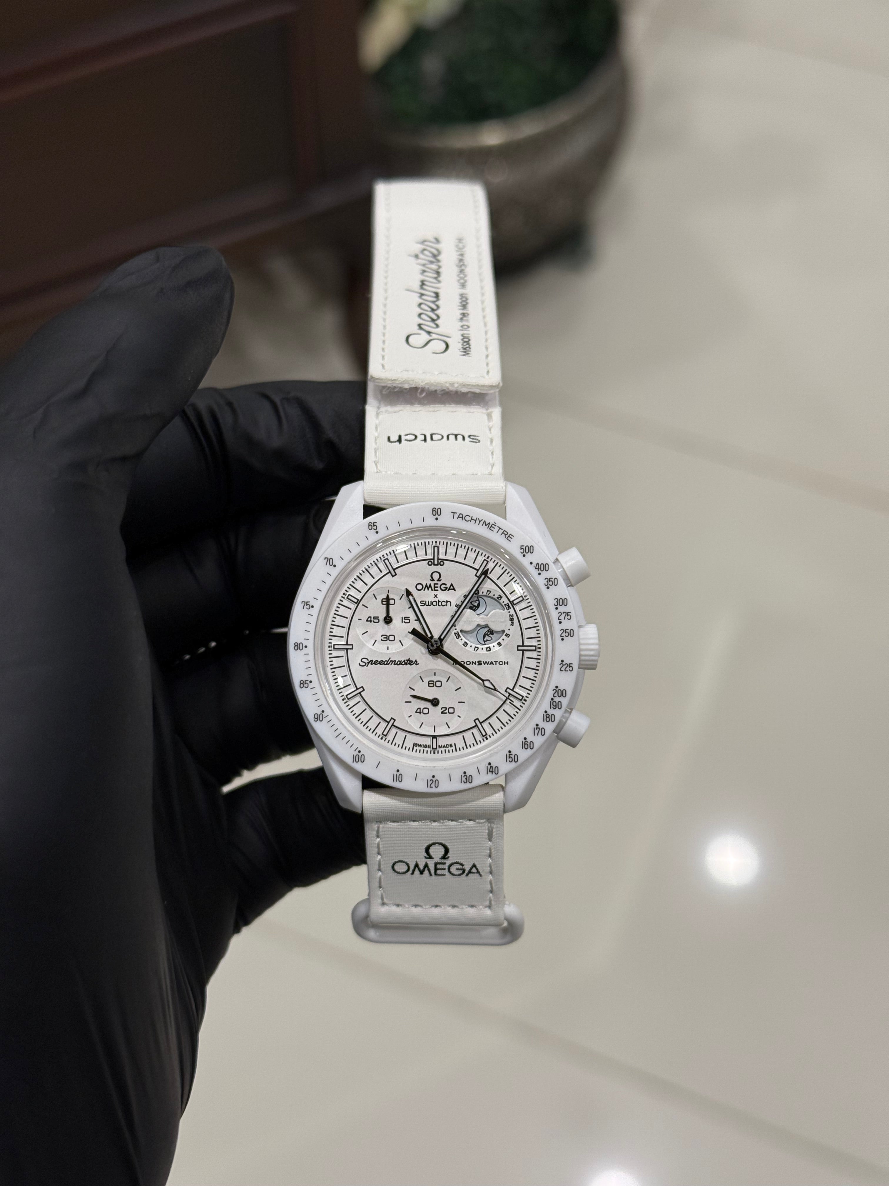 Omega X Swatch (Moonphase Snoopy edition)