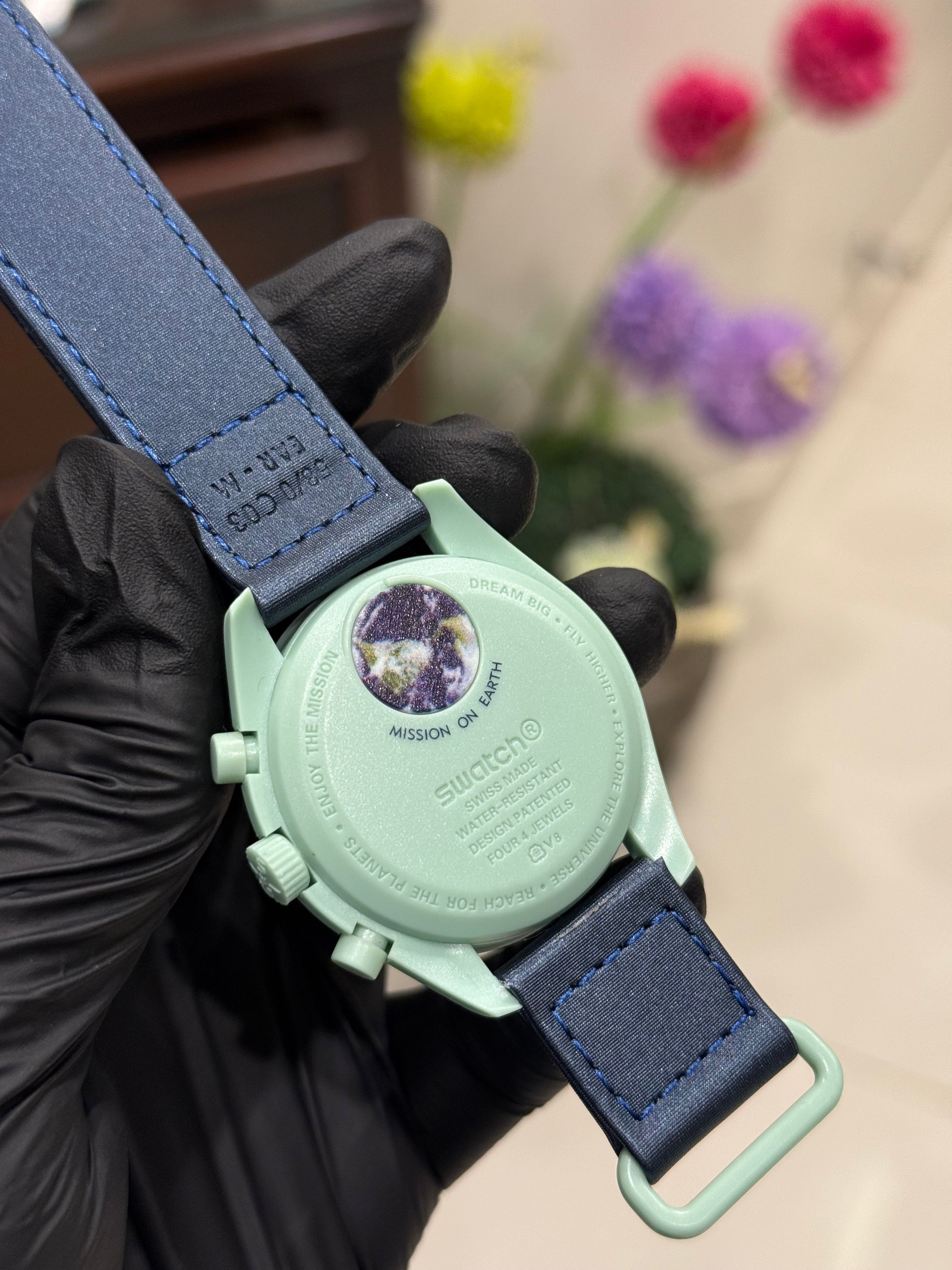 Omega X Swatch (Mission on Earth)